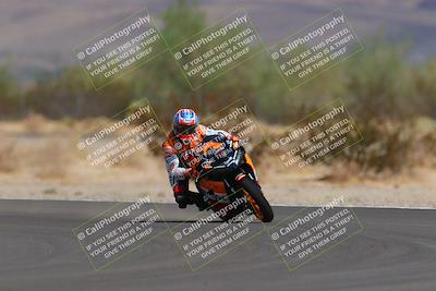 media/Sep-11-2022-SoCal Trackdays (Sun) [[81b7e951af]]/Turn 5 (1110am)/